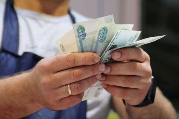 Russia hikes inflation forecast, sees much weaker rouble, says economy ministry